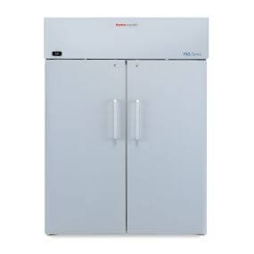 Refrigerador de laboratorio de 51.1 pies cúbicos con puerta sólida